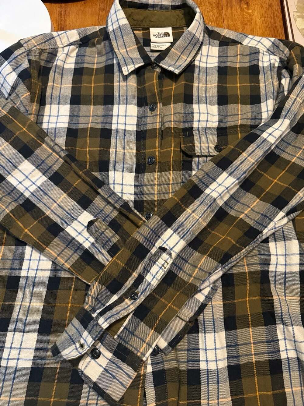The North Face Women's Plaid Flannel Button Down Shirt Size S